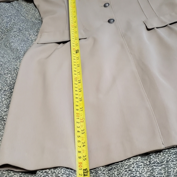 Caren Desiree Company Ladies Coat - Picture 8 of 13